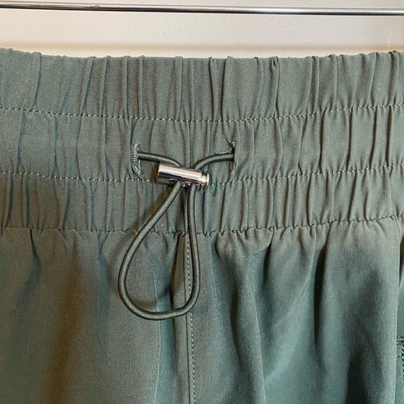 Abercrombie & Fitch Shorts Front Tie Green Size XS - Picture 3 of 7